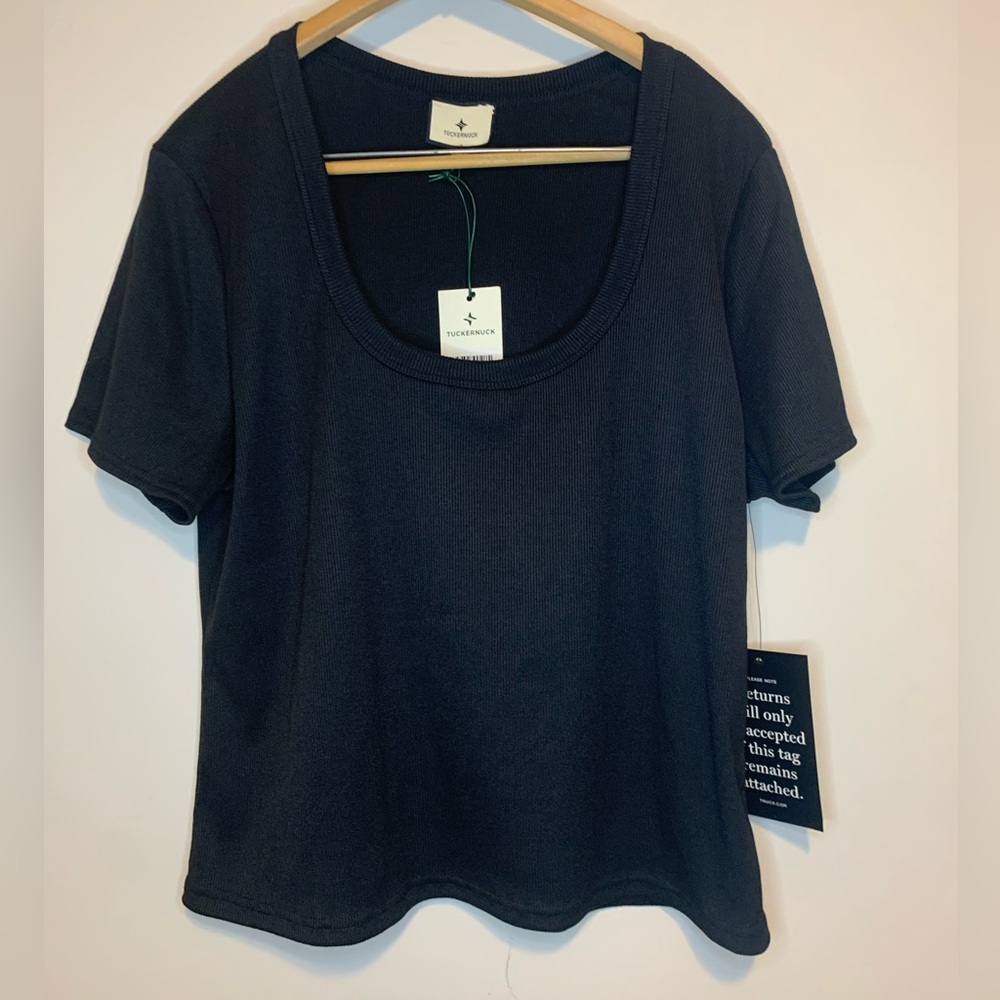 Tuckernuck Black Women’s Top Size XXXL
